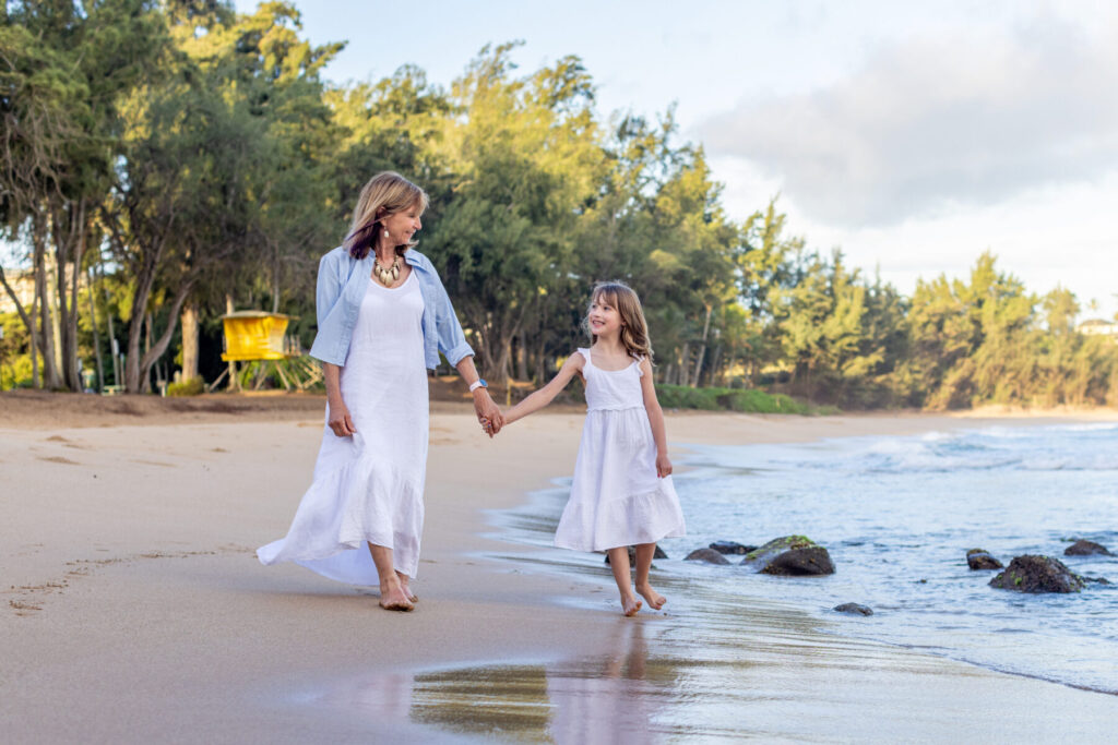Maui beach at sunrise, with pastel skies and peaceful ocean views