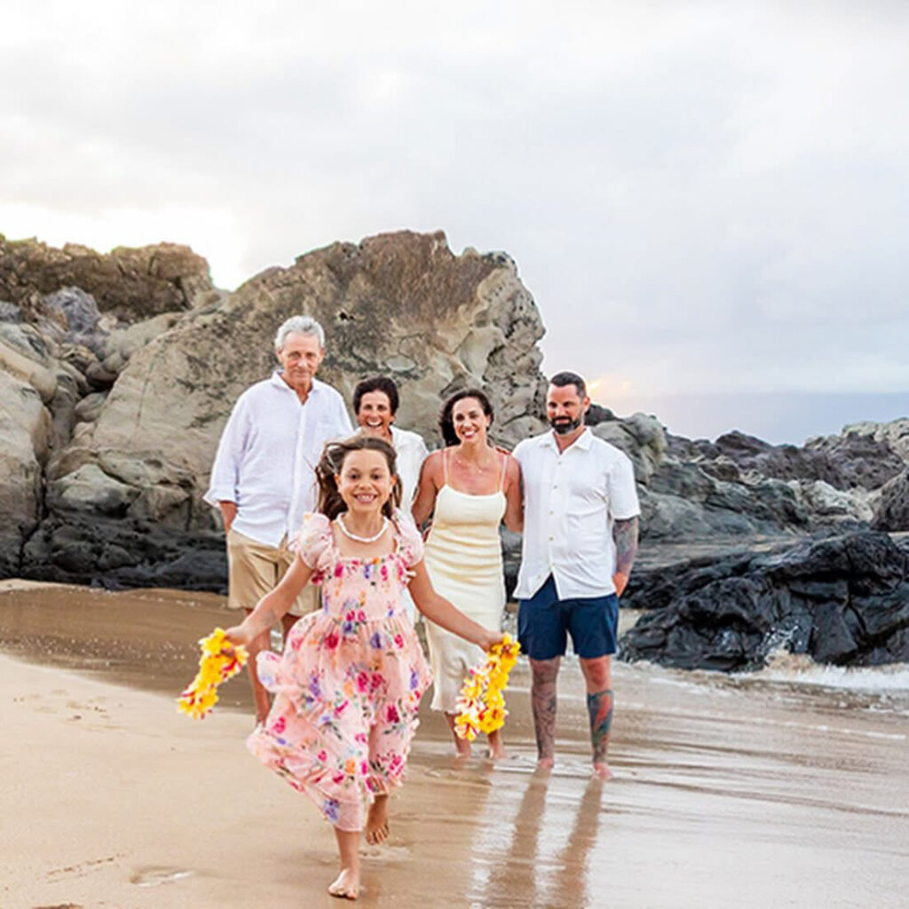 Family photos on a Maui beach