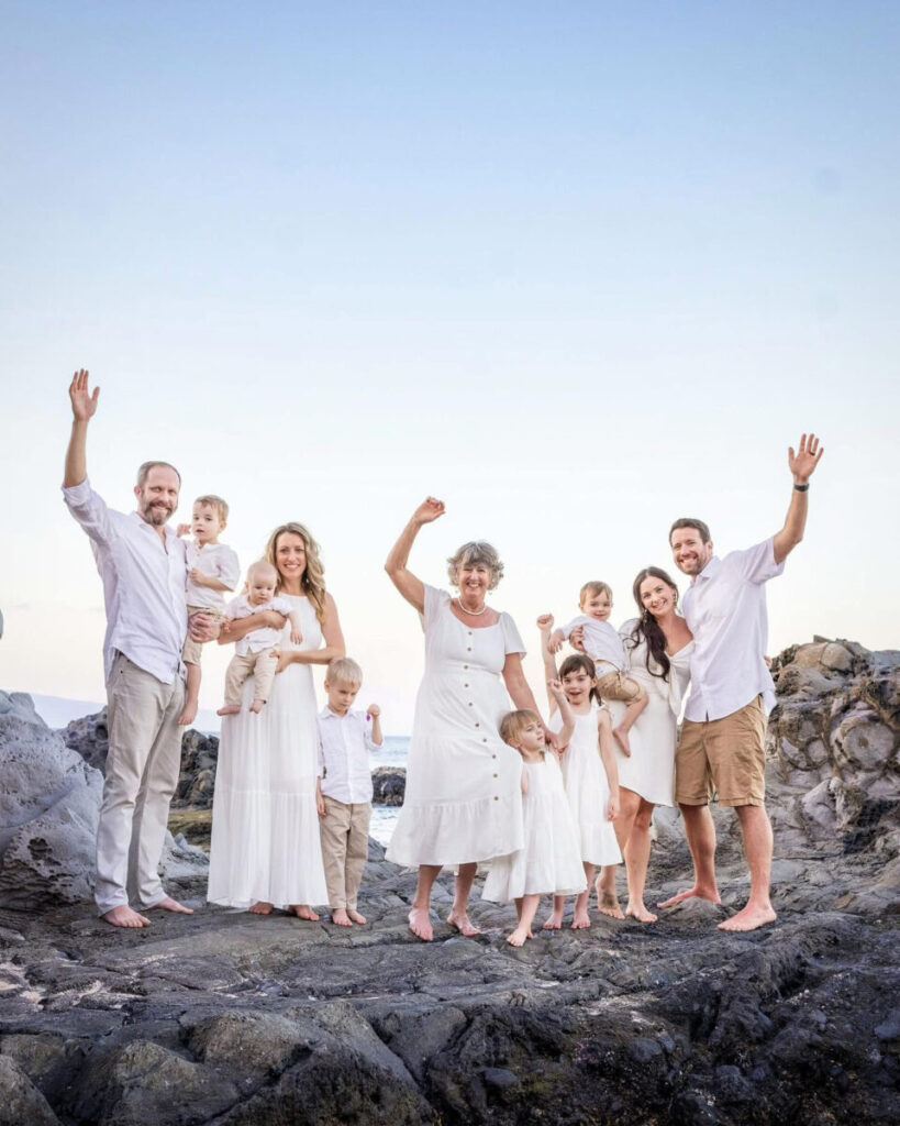 Family photos on a Maui beach