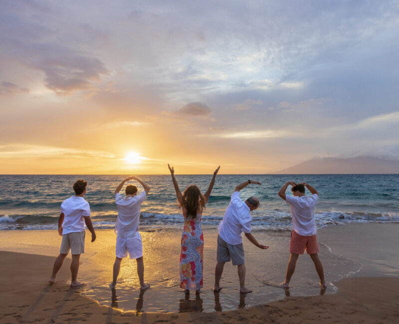 Family photoshoot in Maui - playful moments on the Maluaka Beach