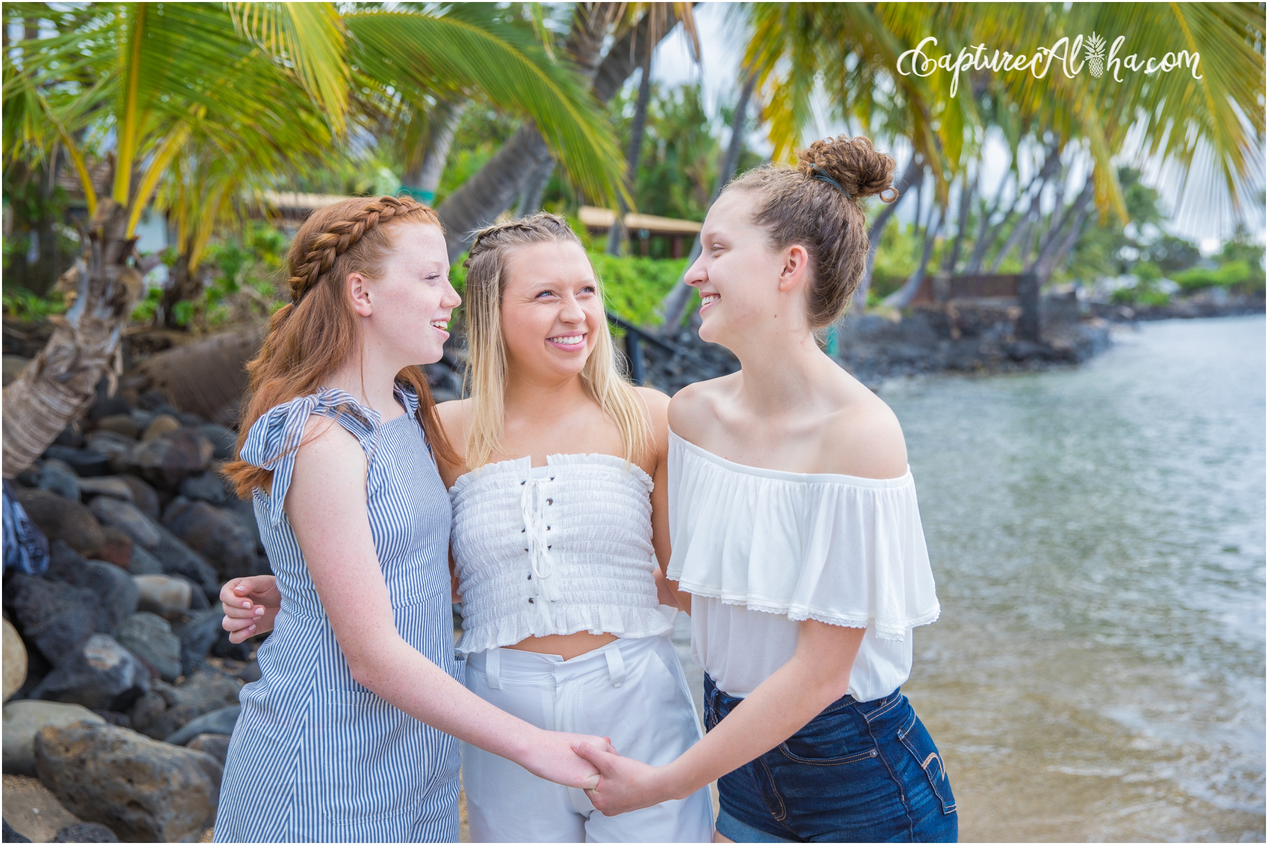 Photography at Baby Beach with three sisters together